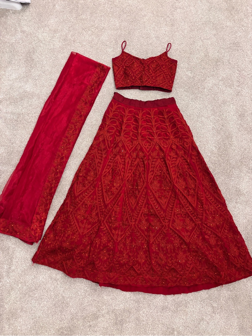 Red Lengha perfect for Diwali, evening event, sangeet, wedding, sizes in pixes